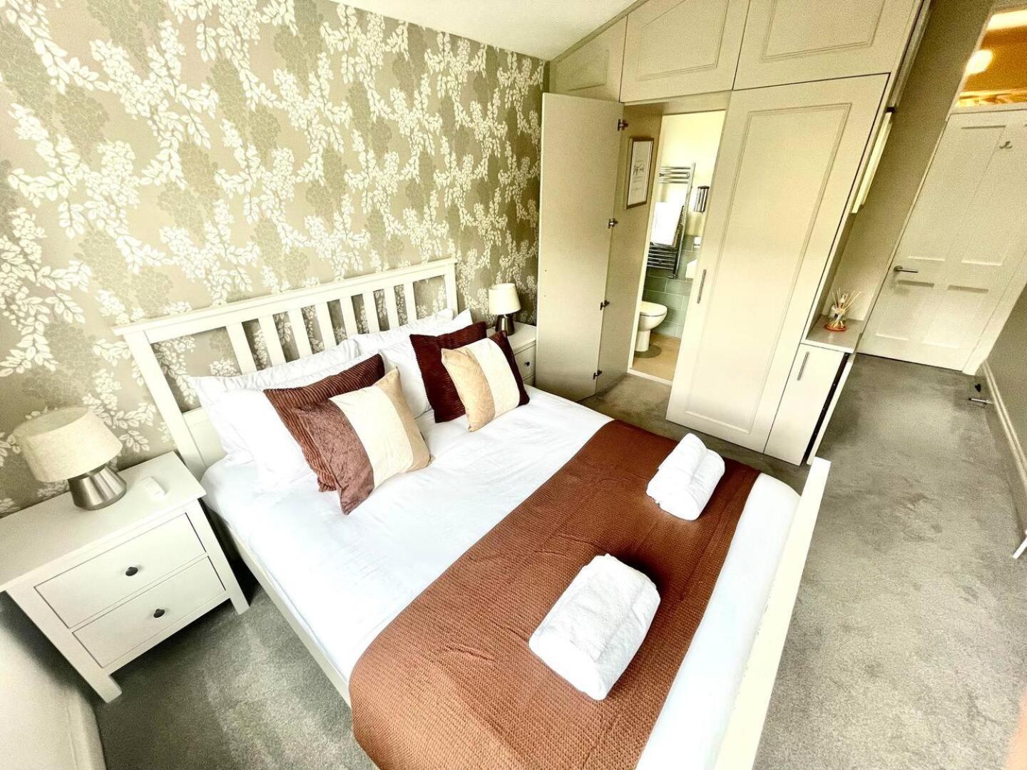 Clapham - Kingsize Bed - En-suite - Quiet With Garden Views - Ferienhaus